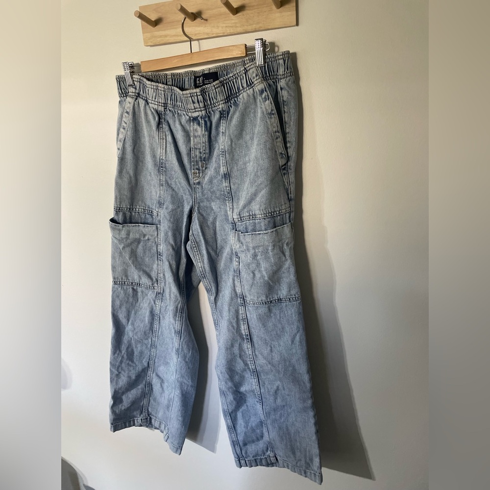 GAP light denim wide leg cargo pants - Picture 4 of 5